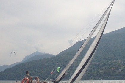 Verhuur Zeilboot Comar Comet 800 Pianello del Lario