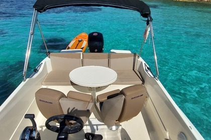 Hire Motorboat Quicksilver Activ 675 Open Mandelieu-La Napoule