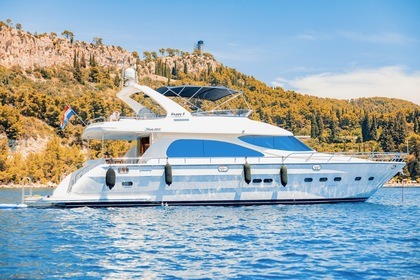 Charter Motor yacht Yaretti Yaretti 2210 Split