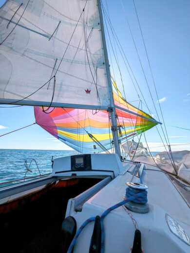 Ле Кап д'Агд Sailboat Neptune Trident 80 alt tag text