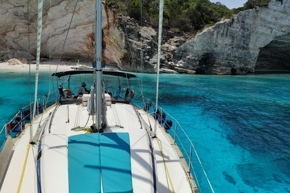 Hire Sailboat Bavaria 44 Argostolion