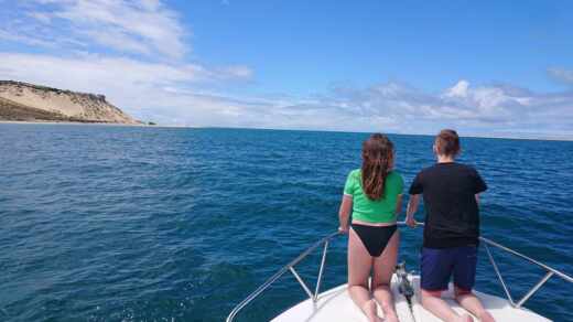 Lège-Cap-Ferret Motorboat Dubigeont Clarige alt tag text