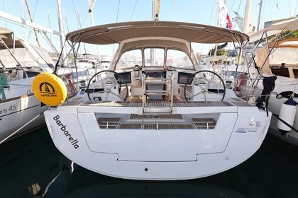 Rental Sailboat BENETEAU OCEANIS 45 Trogir