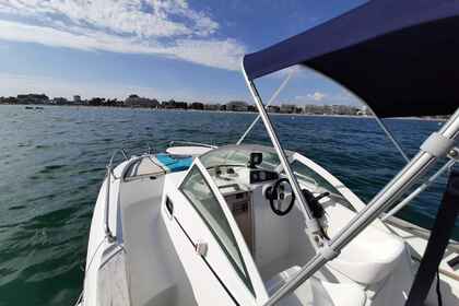 Charter Motorboat Beneteau Ombrine 630 Pornichet