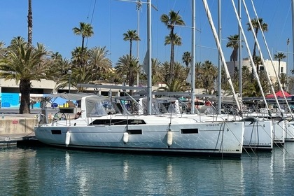 Location Voilier Beneteau Oceanis 41.1 Cambrils