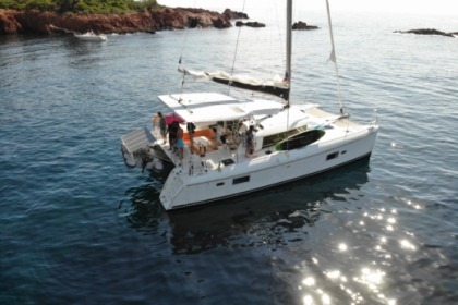 Rental Catamaran LAGOON LAGOON 420 Antibes