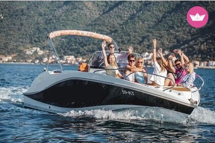 Czarter Łódź motorowa Oki Boats Barracuda 686 WA Kotor