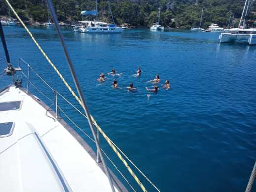 Marina Spinut Sailboat Bavaria Yachtbau Bavaria 44 alt tag text