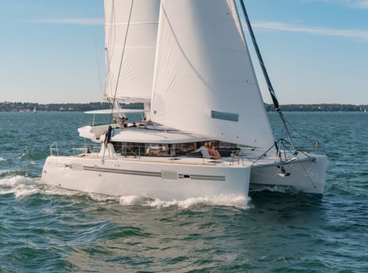 lagoon sport top catamaran