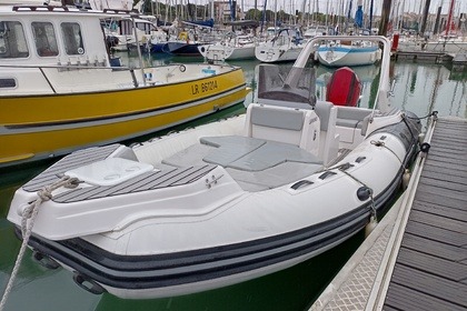 Location Bateau à moteur Tiger Marine TOP LINE650 Préfailles