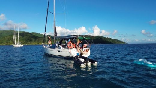 Bali Sailboat Jeanneau Sun Odyssey 42i alt tag text