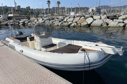 Rental RIB Capelli Capelli Tempest 700 Hyères