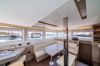 Location Catamaran Lagoon Lagoon 46 Olbia