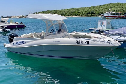 Charter Motorboat QUICKSILVER 720 COMMANDER Vrsar