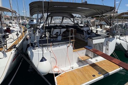 Miete Segelboot Bavaria Yachtbau Bavaria C46 - 4 cab. Murter