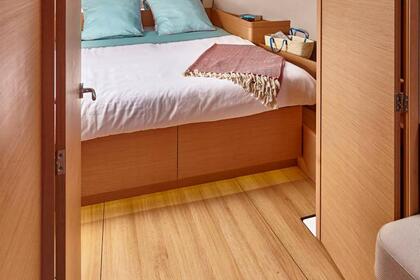 Location Voilier Jeanneau Sun Odyssey 440 Saint-Mandrier-sur-Mer