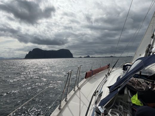 Holmestrand Sailboat Bavaria Bavaria Cruiser 46 alt tag text