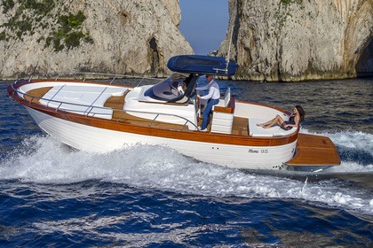 Rental Motorboat Mimi Libeccio 9.5 WA Positano
