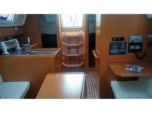 Sailboat BAVARIA CRUISER 37 Plan du bateau
