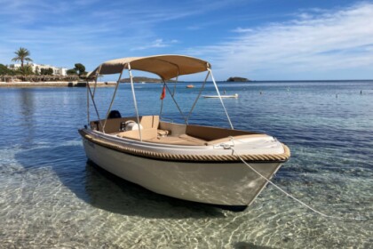 Hire Boat without licence  mareti 500 classic Ibiza