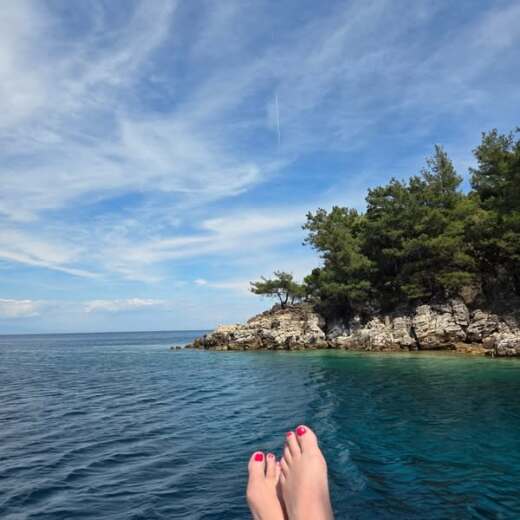 Λιμένας Θάσου Sailboat Beneteau Oceanis 430 alt tag text