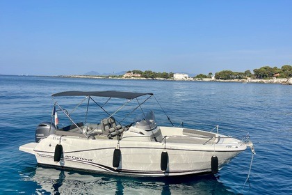 Location Bateau à moteur JEANNEAU Cap Camarat 6.5 Cc serie 3 200cv Antibes