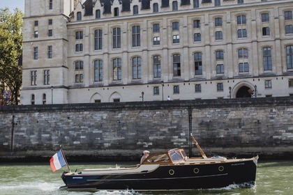 Hire Motorboat Rapsody Rapsody 29 Paris