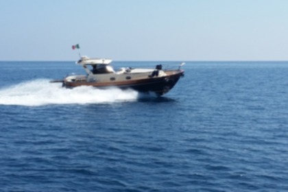 Verhuur Motorboot Nautica Esposito Futura 38 Cabin Sorrento