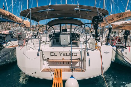 Rental Sailboat Jeanneau Jeanneau 54 - 5 + 1 cab.	 Trogir