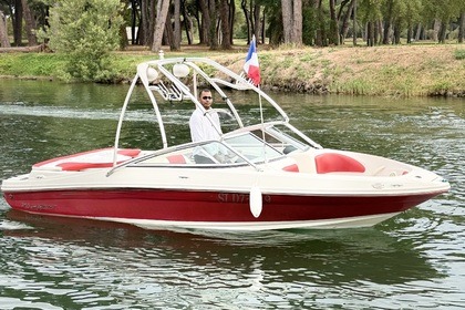 Hire Motorboat Sea Ray 205 Sport Mandelieu-La Napoule