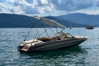 Location Bateau à moteur Glastron SSV - 164 Stresa