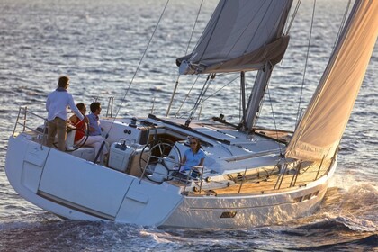 Hire Sailboat JEANNEAU Sun Odyssey 519  with watermaker & A/C - PLUS Saint Martin