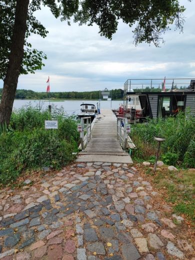 Fürstenberg/Havel Without license Corsiva 565 New Age alt tag text