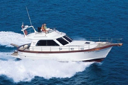 Noleggio Barca a motore SCIALLINO 40 Fly Cagliari