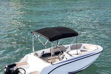 Charter Motorboat Quicksilver 475 Axess Marseille