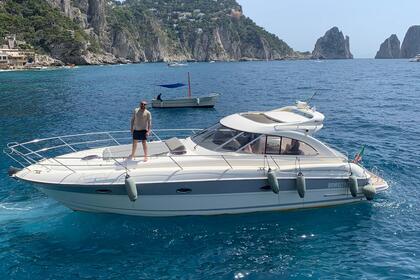 Noleggio Barca a motore Bavaria 37 HT Salerno