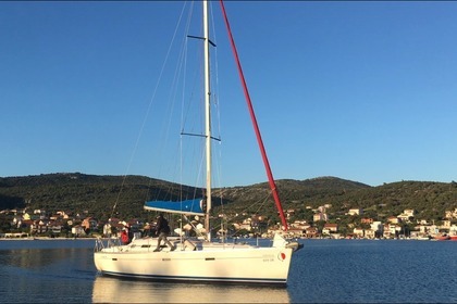 Miete Segelboot BENETEAU OCEANIS 393 Vinišće