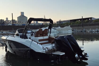 Charter Motorboat Trimarchi Dylet 85 Barbat