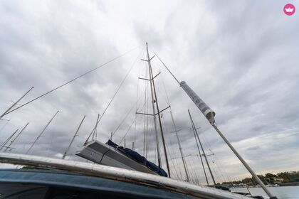 Location Voilier Beneteau Oceanus 60 Le Pirée