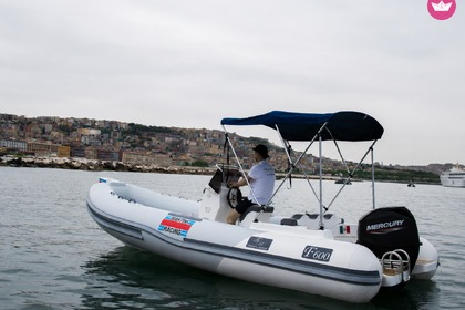 Miete RIB D'Oriano marine Rib tipe F600 Neapel