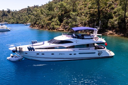 Noleggio Yacht a motore Fairline 62 Göcek