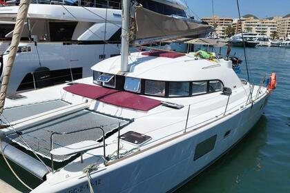 Charter Catamaran Lagoon 380 S2 Ibiza