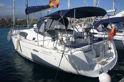 Charter Sailboat Beneteau Oceanis 43 Palma de Mallorca