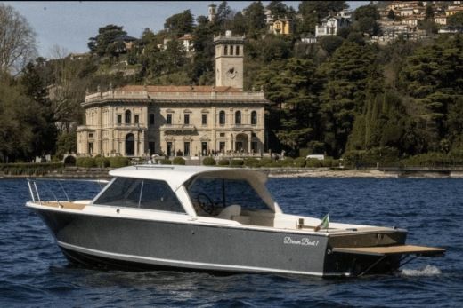 Motorboat Bertram Fischerman 25 Boot Grundriss