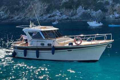 Rental Motorboat Fratelli Aprea Sorrento 32 Torre Annunziata