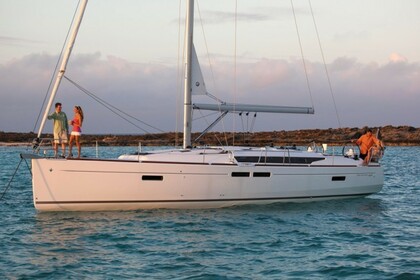 Miete Segelboot JEANNEAU SUN ODYSSEY 469 Puntone di Scarlino