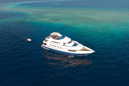 Чартер Моторная яхта Honors Legacy Maldives yacht 33 Мальдивы