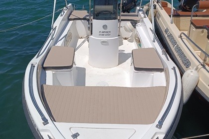 Charter Boat without licence  ATHRAKIBOATS KAVEIROS 4.58 Chalkidiki
