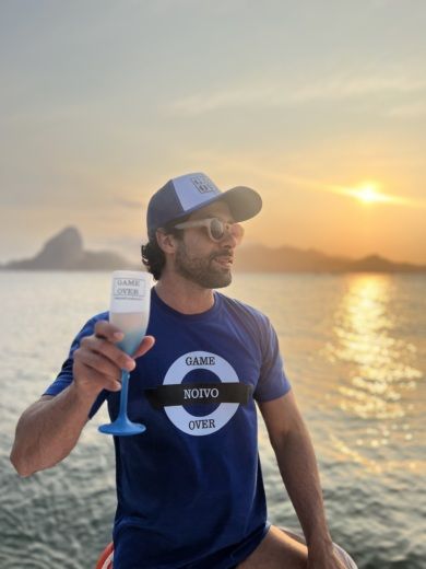 Rio de Janeiro Motorboat Blujoi Power Cat 40 Rio alt tag text