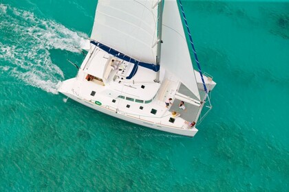 Hire Catamaran Lagoon Lagoon 450f Santorini